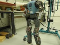 coman_robot_02
