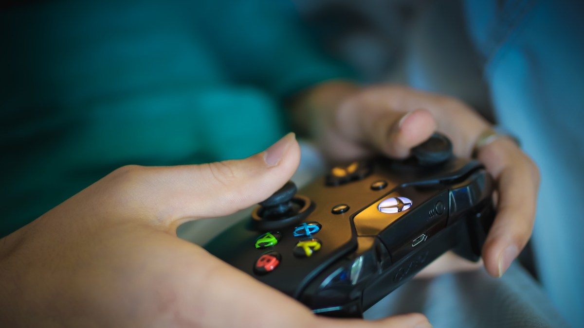 Une femme jouant aux jeux vidéo (image d'illustration). // Source : MaxPixel / Gamer Video Entertainment Game Remote Technology Une femme jouant aux jeux vidéo (image d'illustration). // Source : MaxPixel / Gamer Video Entertainment Game Remote Technology