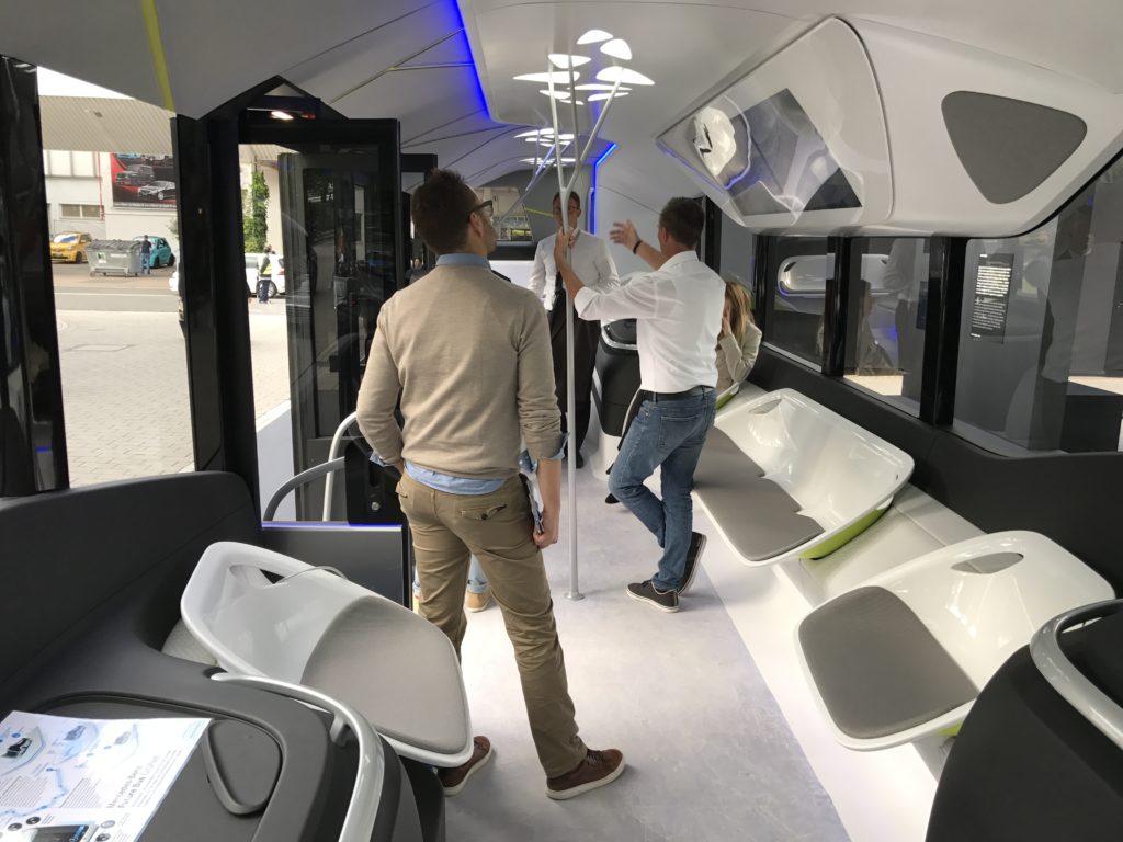 future-bus-03