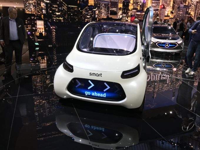 smart-fortwo-vision-eq-03