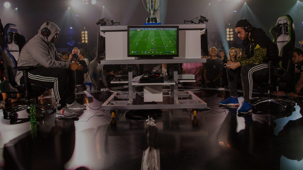Compétition de football sur FIFA. // Source : EA Compétition de football sur FIFA. // Source : EA