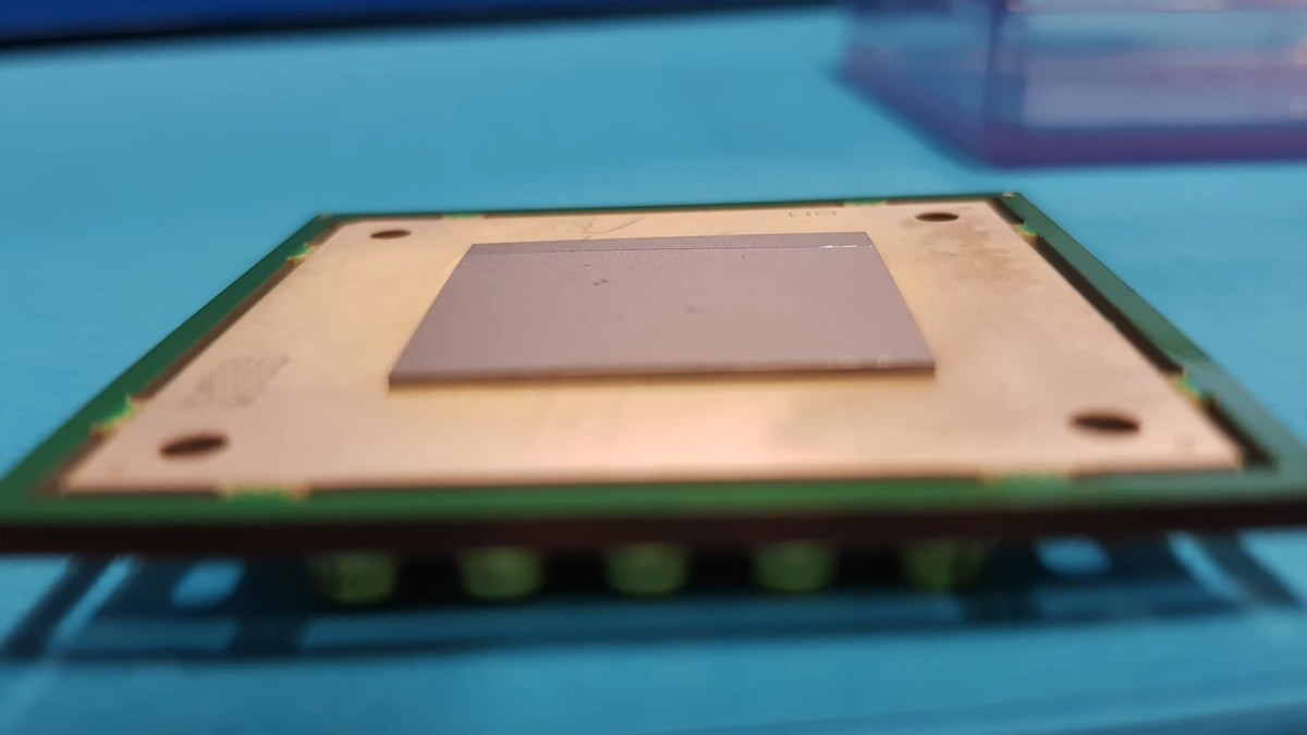 puce-quantique-qutech-intel puce-quantique-qutech-intel