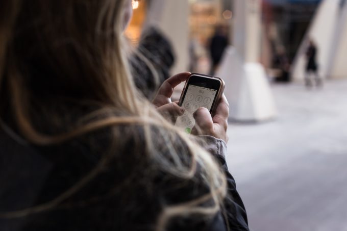 smartphone-numero-femme smartphone-numero-femme