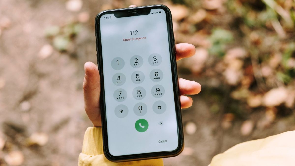Appel d'urgence avec le 112. // Source : Canva