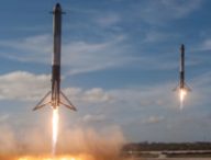 La double récupération des propulseurs latéraux. // Source : SpaceX