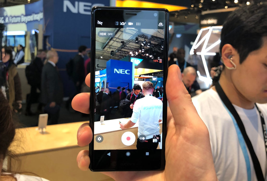 sony-xperia-xz-2-30 sony-xperia-xz-2-30