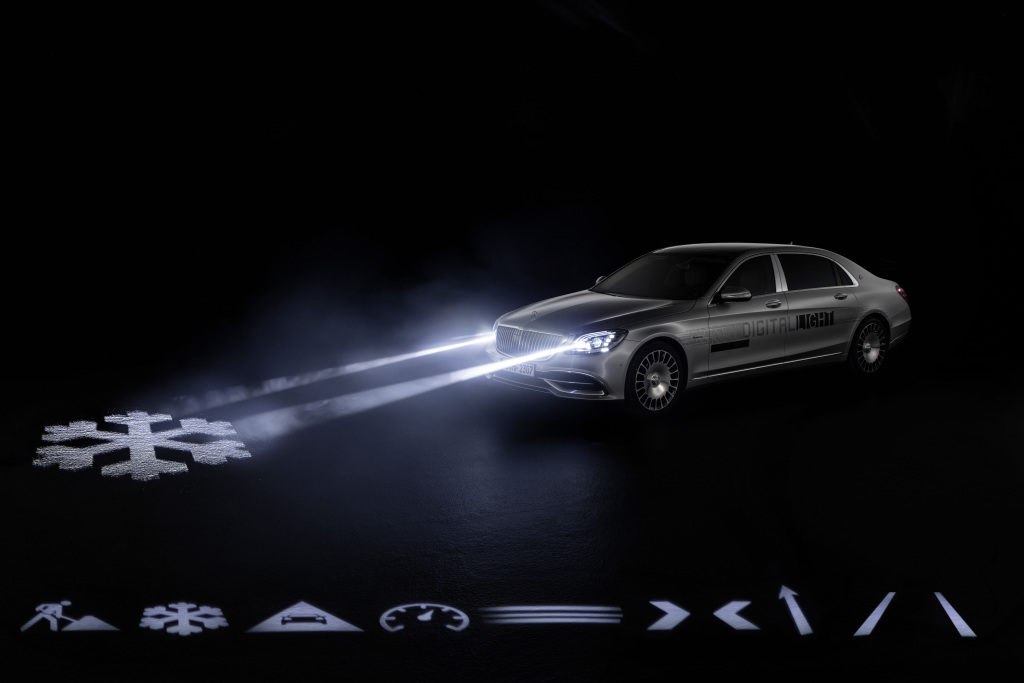 Mercedes Digital Light Mercedes Digital Light