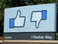 Modification d'une photo libre de droits au siège de Facebook