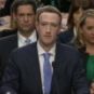 Mark Zuckerberg devant le congrès américain. // Source : Capture d'écran YouTube Mark Zuckerberg devant le congrès américain. // Source : Capture d'écran YouTube