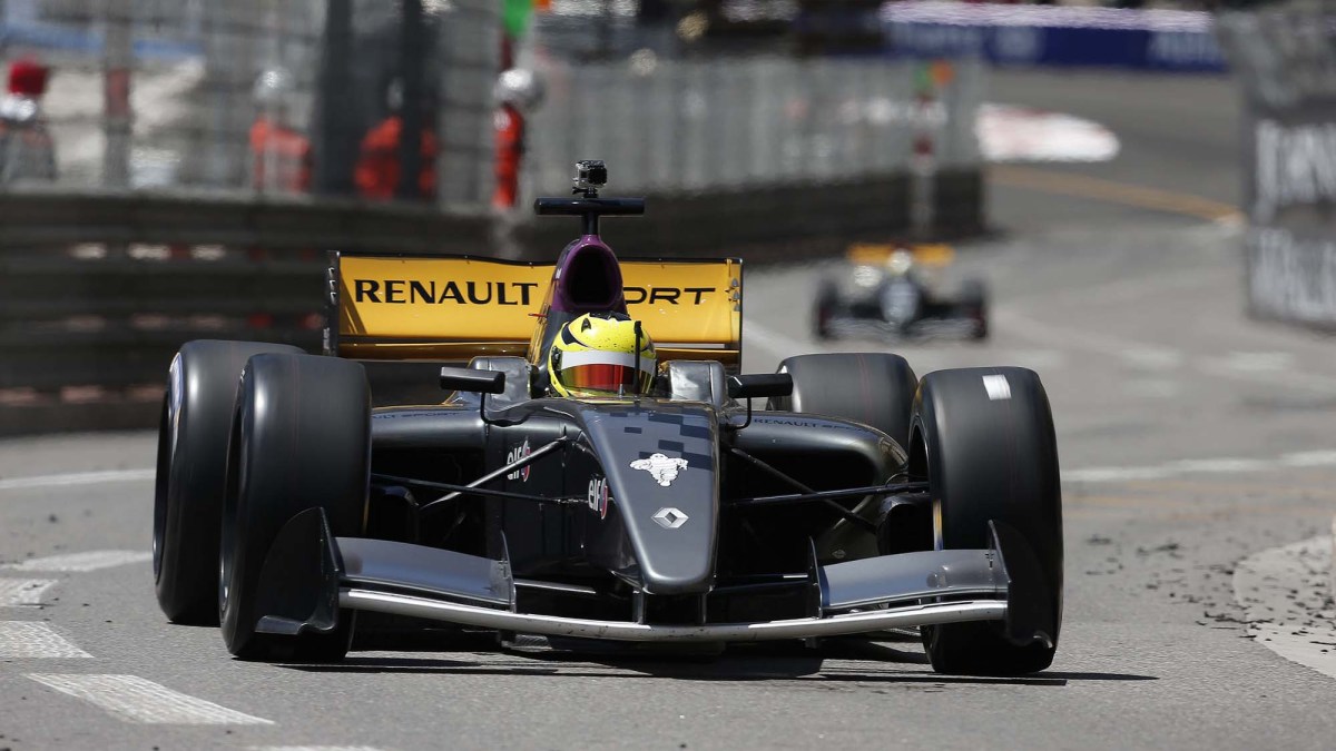 Une voiture Renault en Formule 1. // Source : Jean Michel Le Meur Une voiture Renault en Formule 1. // Source : Jean Michel Le Meur