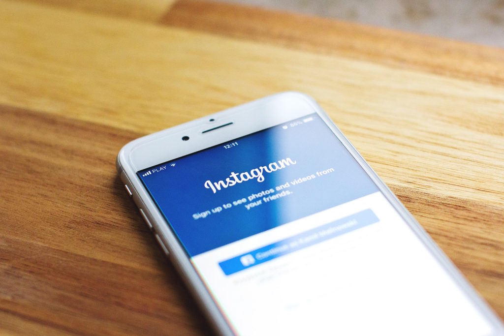 instagram apple smartphone instagram apple smartphone