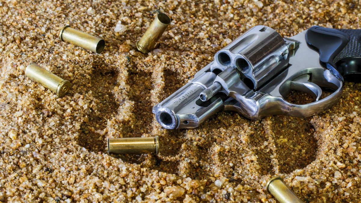 Un revolver. // Source : stevepb Un revolver. // Source : stevepb