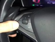 volant tesla slider