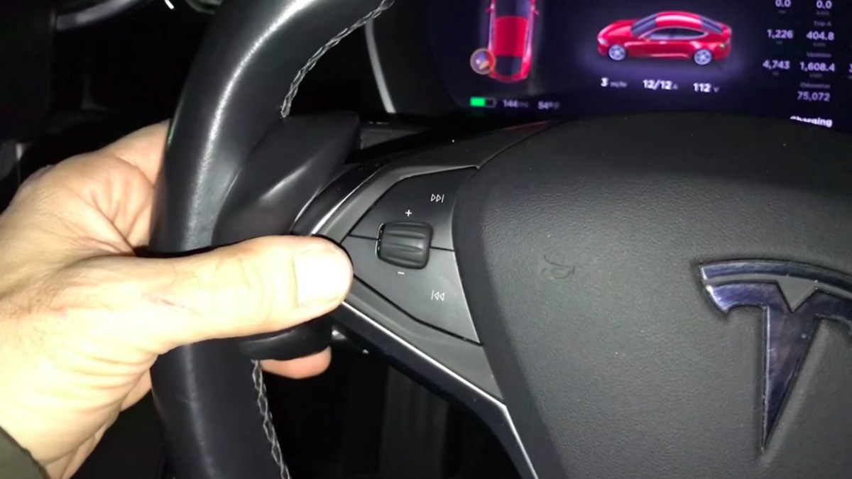 volant tesla slider volant tesla slider