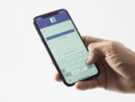 L'application Facebook sur iPhone. // Source : Quote Catalog