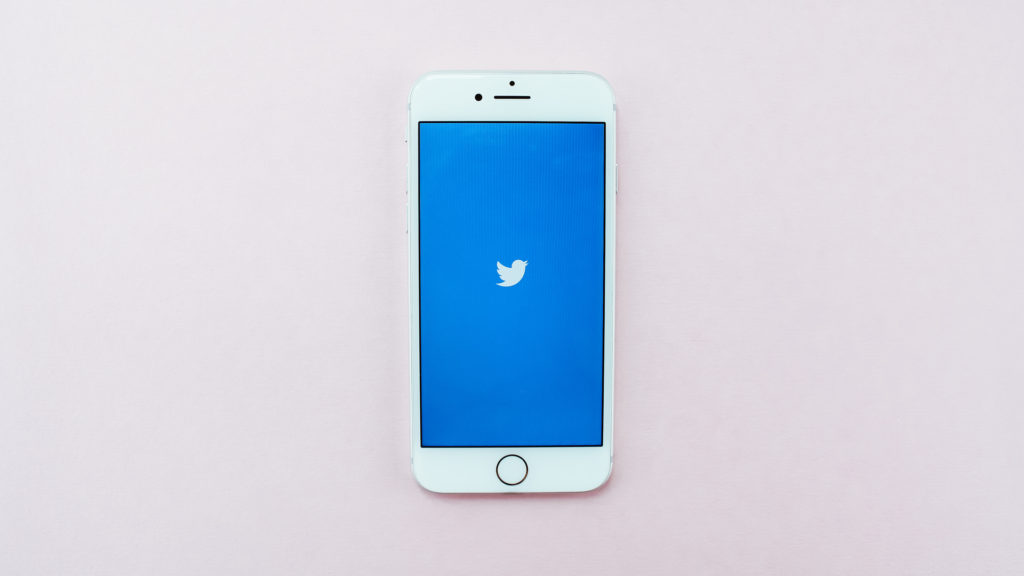 Twitter // Source : QuoteCatalog Twitter // Source : QuoteCatalog