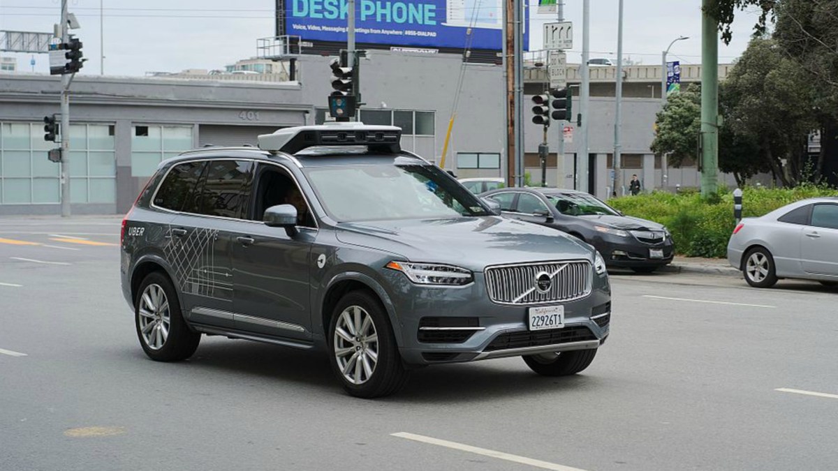 Un véhicule autonome Uber // Source : Wikimedia Commons Un véhicule autonome Uber // Source : Wikimedia Commons