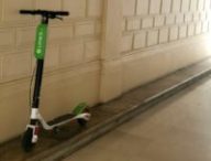 Une trottinette Lime kidnappée // Source : Marie Turcan pour Numerama