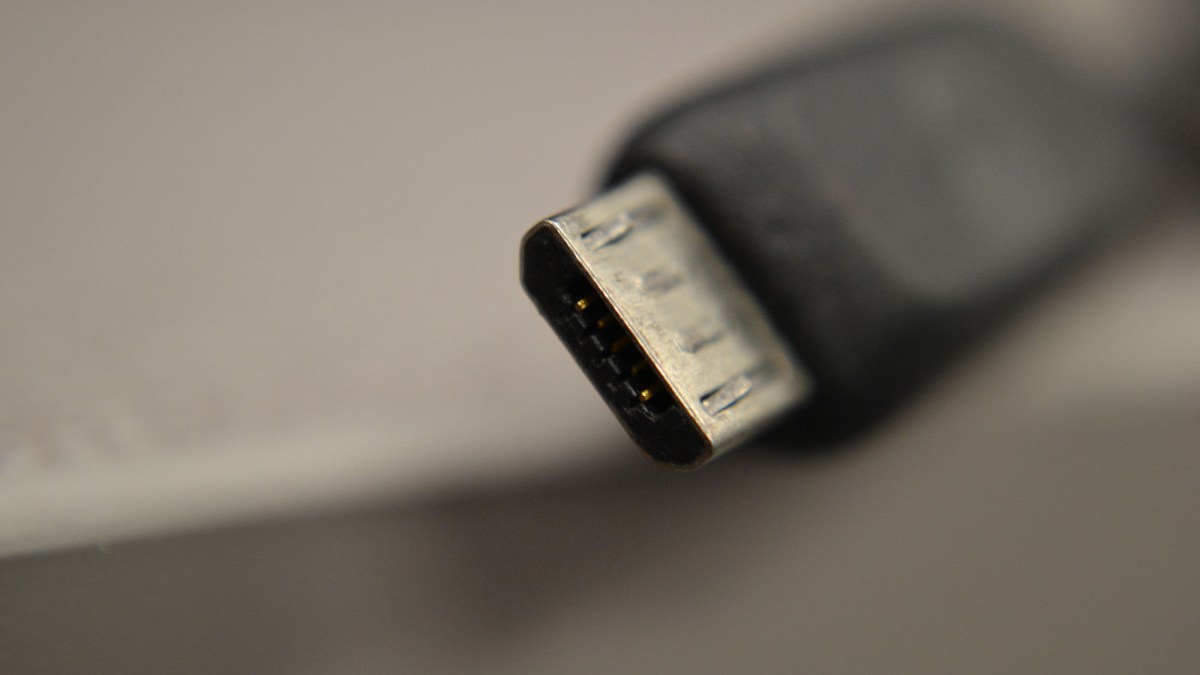 Un connecteur micro-USB. // Source : Brad Wilmot Un connecteur micro-USB. // Source : Brad Wilmot