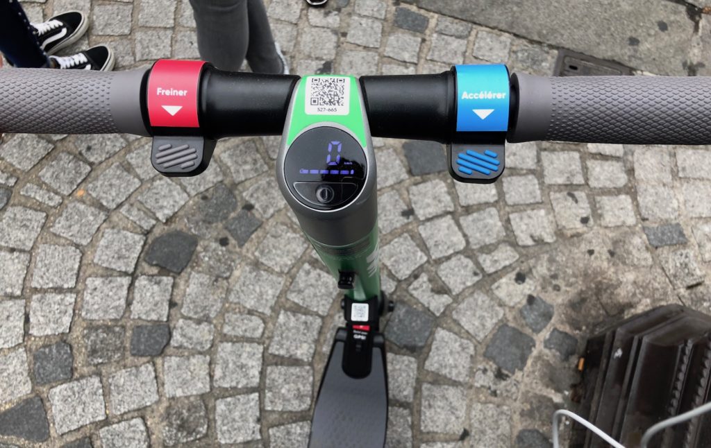 Une trottinette Bolt de Txfy // Source : Marie Turcan pour Numerama