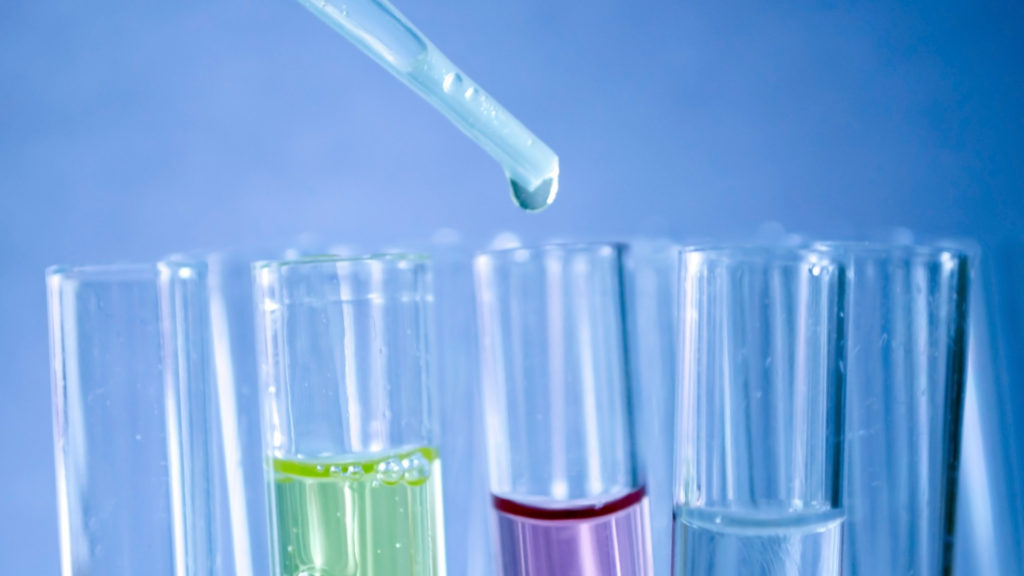 Une microdose de LSD se situe entre 8 et 15 microgrammes. // Source : Pixabay/CC0 (photo recadrée)