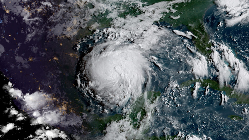 L'ouragan Harvey qui a touché le Texas en 2017. // Source : NOAA/NASA GOES Project L'ouragan Harvey qui a touché le Texas en 2017. // Source : NOAA/NASA GOES Project