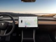 Tableau de bord Tesla // Source : Tesla