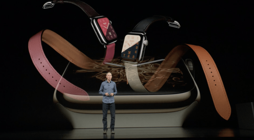 Apple Watch Series 4. Capture d'écran de la Keynote Apple du 12 septembre 2018 // Source : Apple Apple Watch Series 4. Capture d'écran de la Keynote Apple du 12 septembre 2018 // Source : Apple