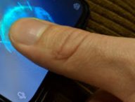 Le capteur d'empreinte sous l'écran du OnePlus 6T.