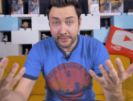 Dans sa vidéo, Jojol expliquait avoir reçu un iPhone payé au tiers de son prix environ. // Source : Capture d'écran / Jojol / YouTube