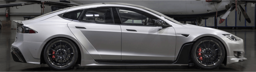Tesla Model S S-APEX // Source : Unplugged Performance Tesla Model S S-APEX // Source : Unplugged Performance