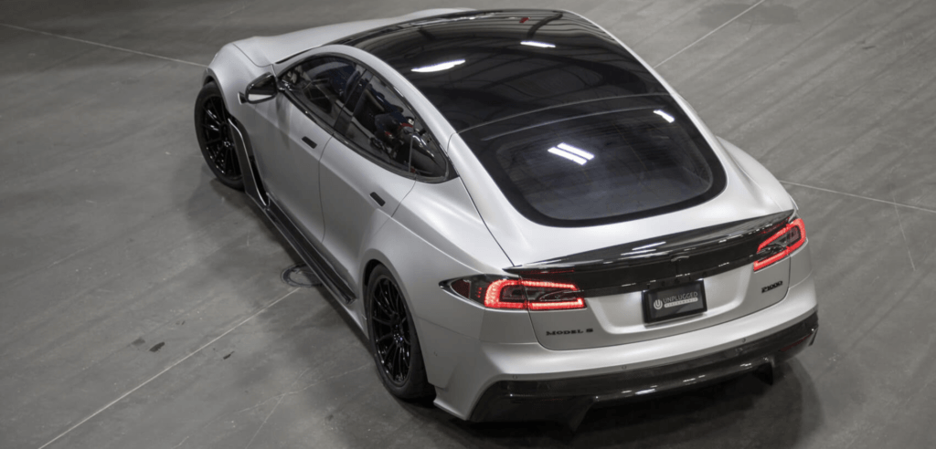 Tesla Model S S-APEX // Source : Unplugged Performance Tesla Model S S-APEX // Source : Unplugged Performance