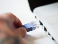 Une prise Ethernet. // Source : Rawpixel