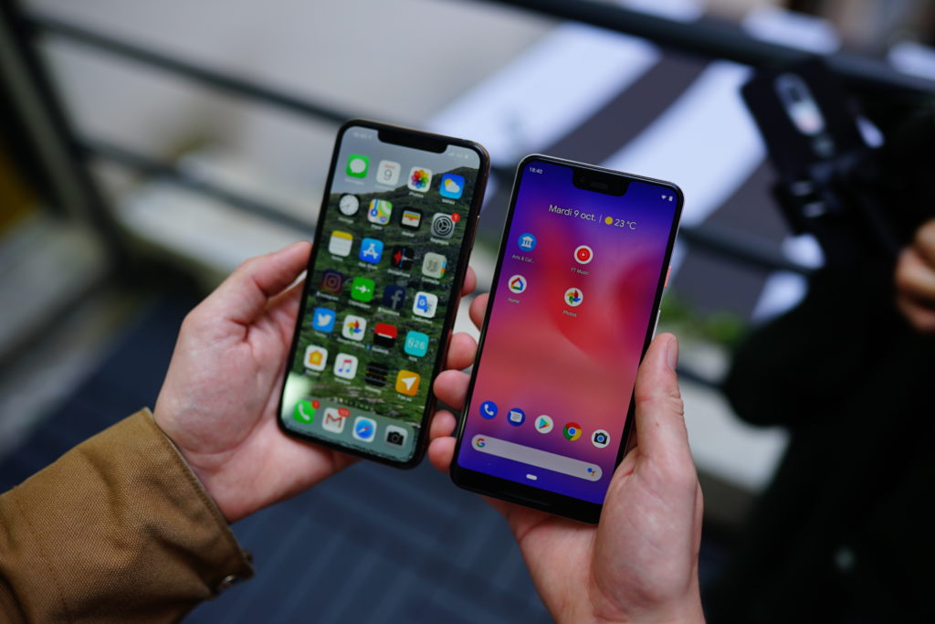 Pixel 3 XL vs iPhone XS Max // Source : Numerama Pixel 3 XL vs iPhone XS Max // Source : Numerama