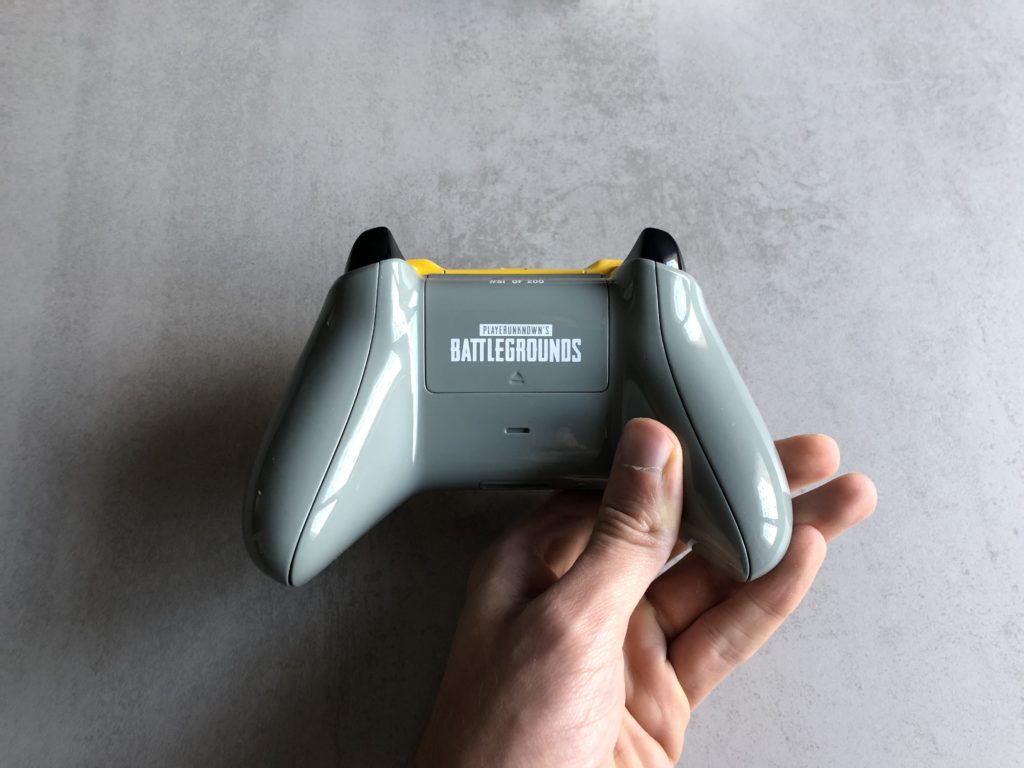 Manette anti-gras Xbox One // Source : Numerama