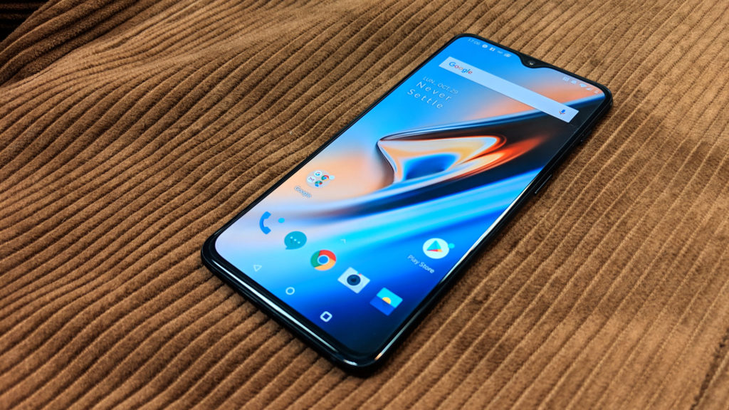 Le OnePlus 6T. // Source : Numerama