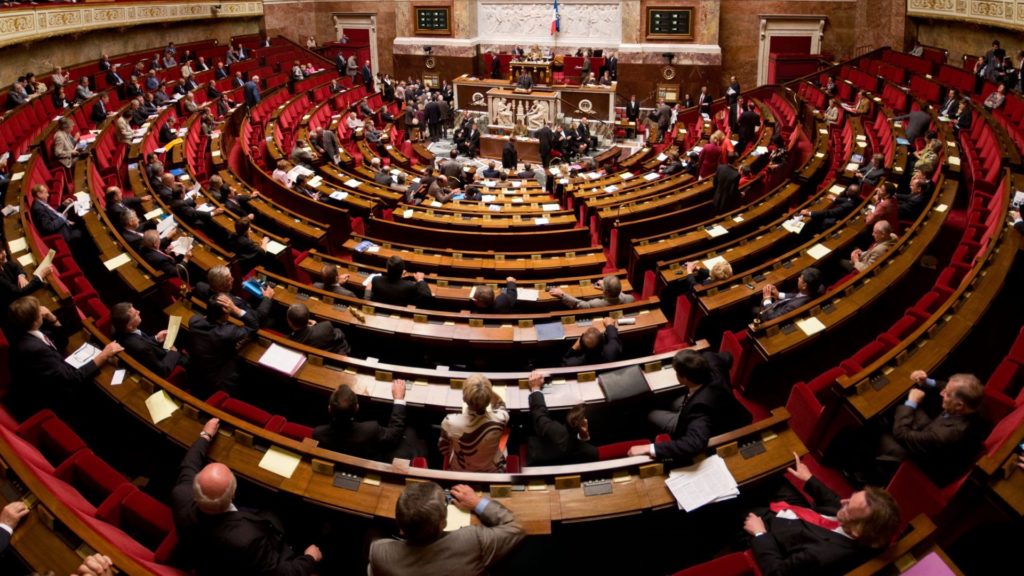 Va-t-on parler de loi relative à la lutte contre les infoxs ? // Source : Richard Ying et Tangui Morlier Va-t-on parler de loi relative à la lutte contre les infoxs ? // Source : Richard Ying et Tangui Morlier