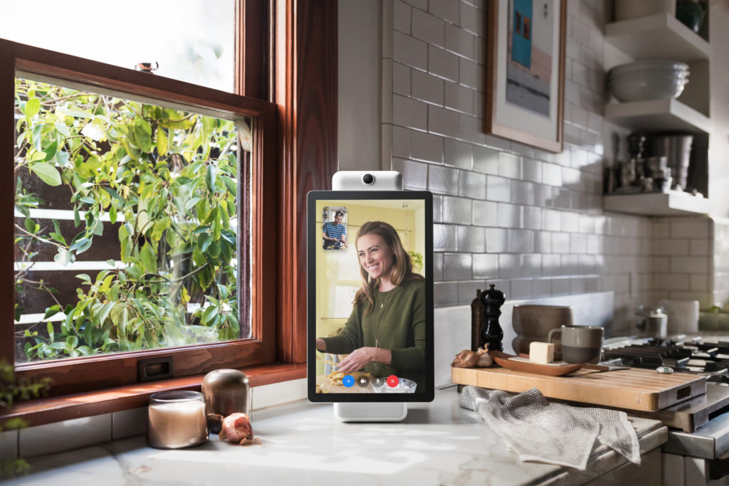 Facebook Portal // Source : Facebook Facebook Portal // Source : Facebook