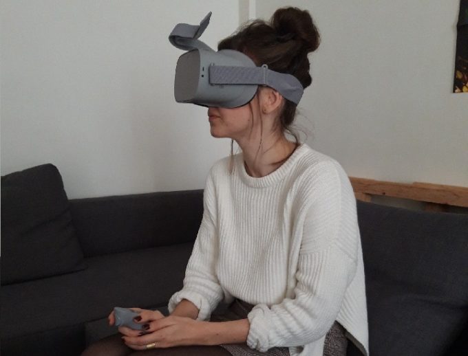 Moi en train d'entrer dans les arcanes de Facebook (vue d'artiste) // Source : Pauline Verduzier