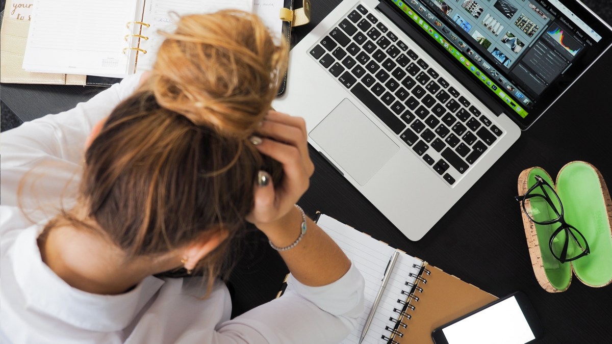 La sieste l'après-midi au bureau, c'est fini. // Source : Energepic / Pexels La sieste l'après-midi au bureau, c'est fini. // Source : Energepic / Pexels