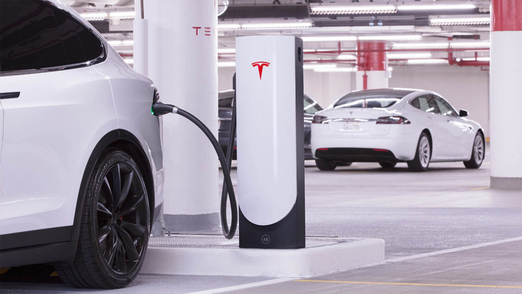 Superchargeur Tesla // Source : Tesla Superchargeur Tesla // Source : Tesla