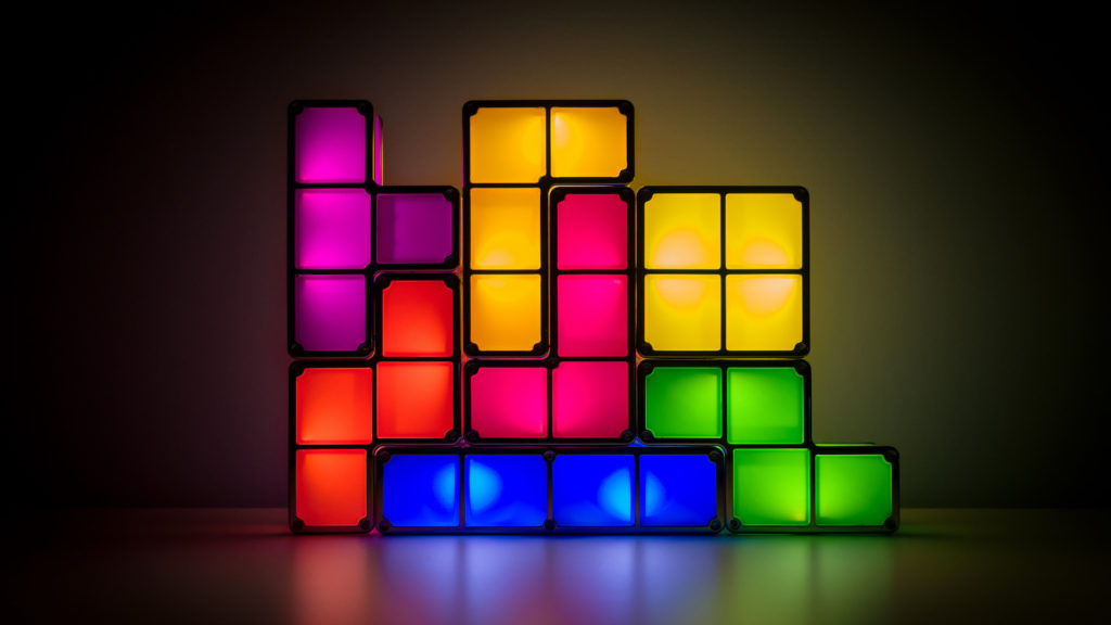 Les trois cerveaux ont collaboré en jouant à Tetris. // Source : Flickr/CC/gerlos (photo recadrée) Les trois cerveaux ont collaboré en jouant à Tetris. // Source : Flickr/CC/gerlos (photo recadrée)