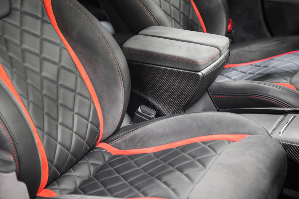 Tesla Model S S-APEX // Source : Unplugged Performance Tesla Model S S-APEX // Source : Unplugged Performance