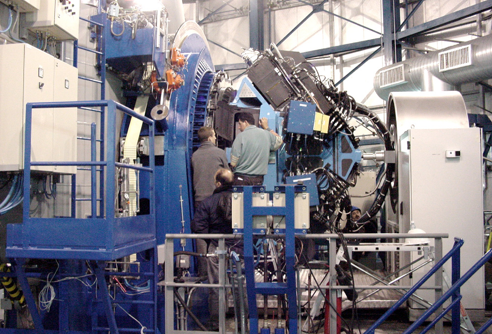 L'instrument VIMOS du Très Grand Telescope au Chili. // Source : ESO L'instrument VIMOS du Très Grand Telescope au Chili. // Source : ESO