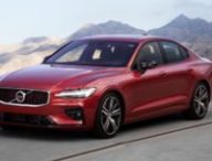 New Volvo S60 R-Design exterior // Source : Volvo