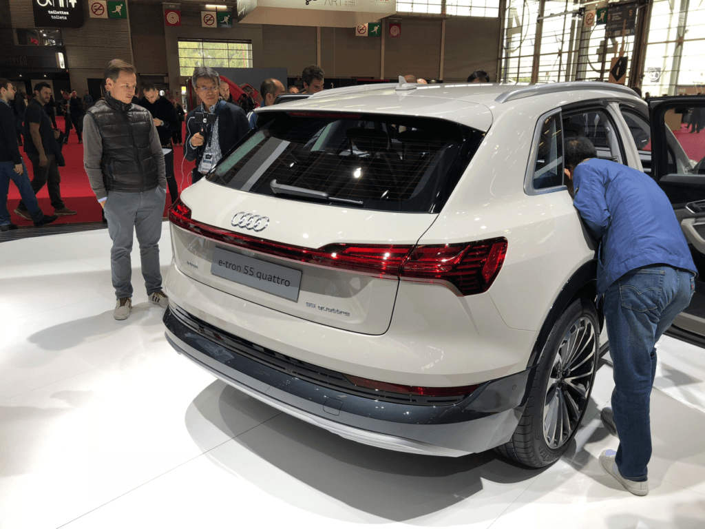 Audi e-tron 55 quattro Audi e-tron 55 quattro