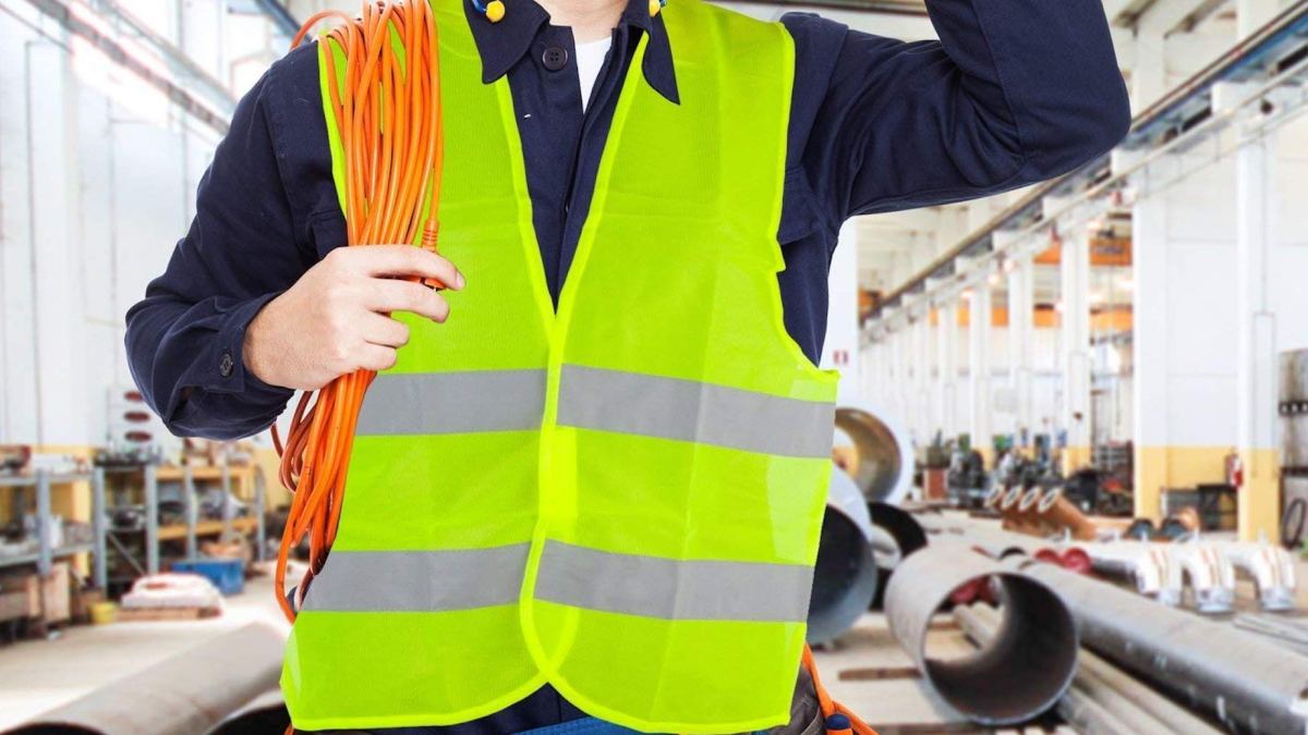 Un gilet jaune sur Amazon // Source : Amazon Un gilet jaune sur Amazon // Source : Amazon