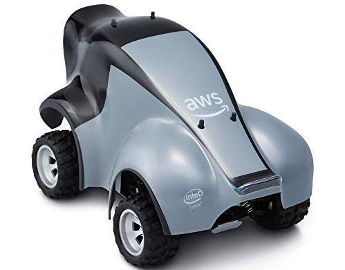 Clairement, le design de la Deep Racer d'Amazon Web Services ne fait pas autant rêver que sa technologie. // Source : Amazon Clairement, le design de la Deep Racer d'Amazon Web Services ne fait pas autant rêver que sa technologie. // Source : Amazon