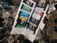 Des disquettes sur l'ISS. // Source : Alexander Gerst