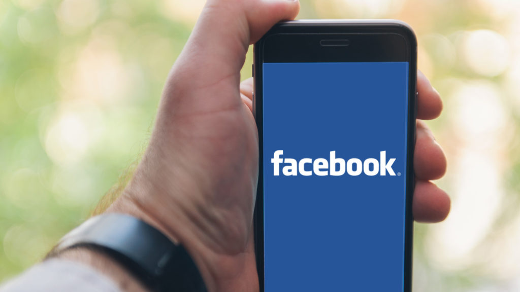 L'application Facebook. // Source : Flickr // thoroughlyreviewed.com L'application Facebook. // Source : Flickr // thoroughlyreviewed.com